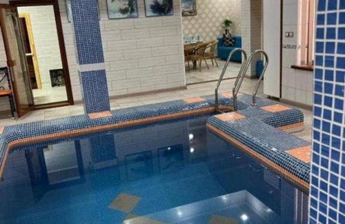 Shymkent House | Experience Comfort at 112 Гостевой дом with Pool & Breakfast