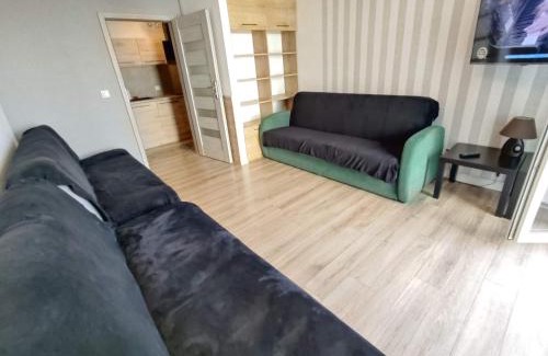 Stare Miasto District Apartment | Budget-Friendly Rooms at 1120 Śmiałego: Self Check-In