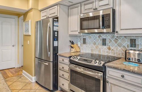 Saint Helena Island Villa | Relaxing 115 Capt John Fripp Villa with Oceanfront Views