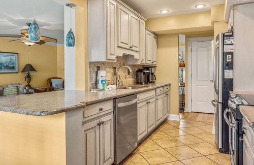Saint Helena Island Villa | Relaxing 115 Capt John Fripp Villa with Oceanfront Views