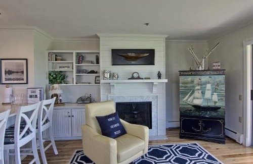 Boyne City House | Waterfront Escape at 115 Water Street Inn - Rated 10/10