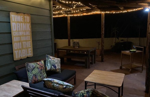 Hawks Nest Apartment | Relax at 1166 on Booner - Hawks Nest with Pool Access