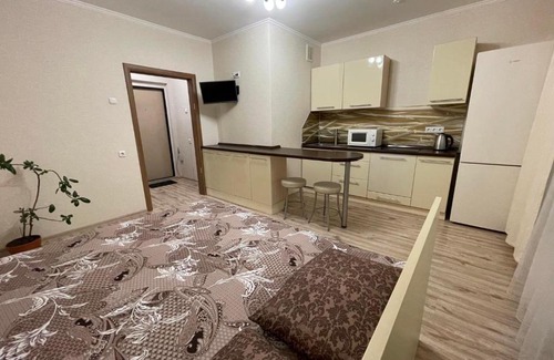 Chelyabinsk Apartment | Discover 117 улица Братьев Кашириных - Rated 9/10!
