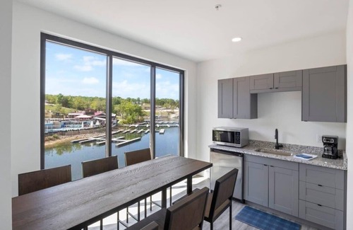Osage Beach House | Relax with Family: 5-Bedroom Lake Retreat at Backwater Jacks