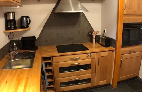 Peone House | Elegant Triplex with Garden, Pool & Spa - 10/10 Rated Stay