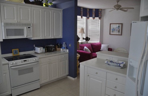 Vanderbilt Beach Condo | Elevated Ocean View Condo in Naples with Top-notch Amenities