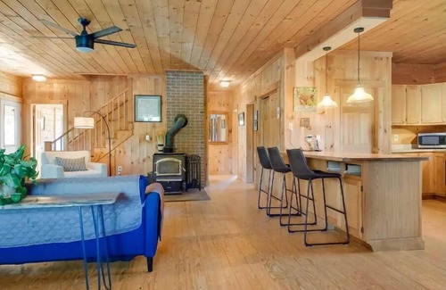 North New Portland Cabin | Enchanting 12 Acre Orchard Cabin with Breakfast & Kitchen