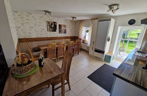 Neuheilenbach Apartment | Spacious 12-Bed Vacation Home with Ocean Views