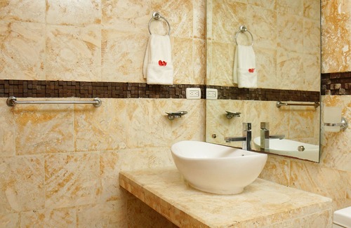 Guayacanes Apartment | Cozy 1 Bedroom Apartment with Garden and Pool Access