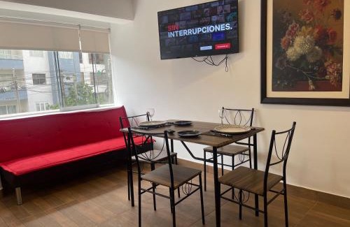 Leuro Apartment | Ideal Stay in Miraflores with Family-Friendly Amenities