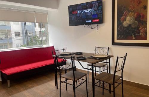 Leuro Apartment | Ideal Stay in Miraflores with Family-Friendly Amenities