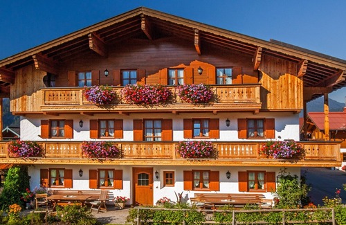 Reit im Winkl Apartment | Convenient Ein-Raum-Ferienwohnung Unterberg with Spa & Kitchen