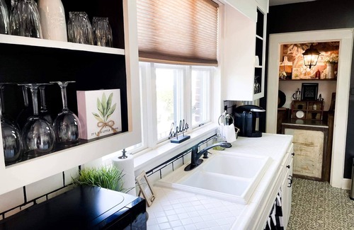 Boaz House | Historic Turret House: A Guest Rated 10/10 Experience