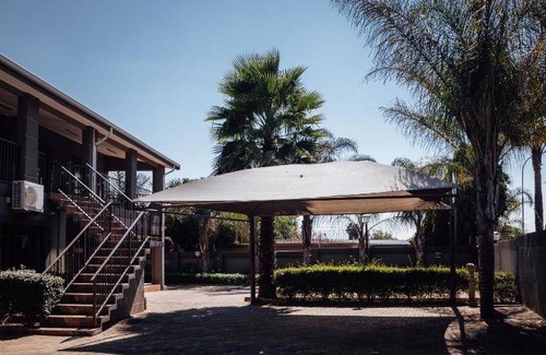 Newcastle Bed & Breakfast | Charming Bed and Breakfast with Kitchen, Rated 9/10