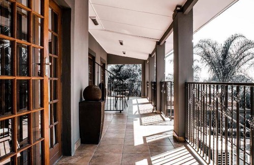 Newcastle Bed & Breakfast | Charming Bed and Breakfast with Kitchen, Rated 9/10