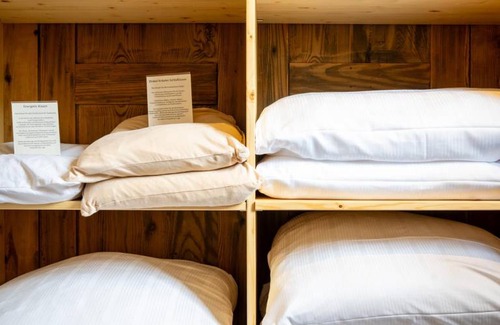 Ockfen Hotel | Cozy Hotel Stay for 2 with Breakfast & Pet-Friendly Perks