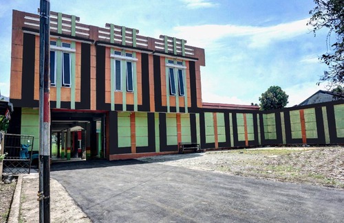 Pelabuhan Ratu Hotel | Cozy Hotel for Two: Ideal Budget-Friendly Getaway