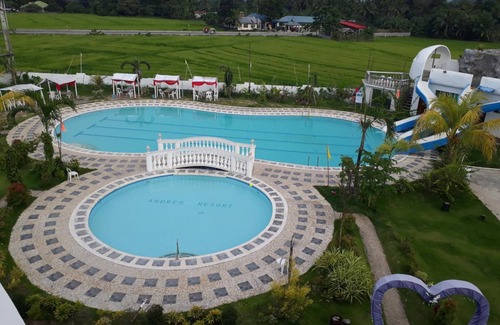 Aklan Province Resort | Cozy Resort Retreat for 5 Guests with Pool Access