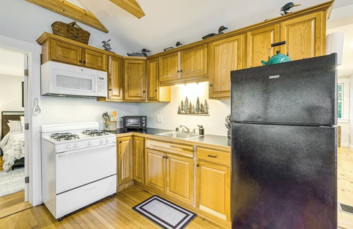 New London Cottage | Relax at Wild Goose Cottage on Little Lake Sunapee, Rated 9.8