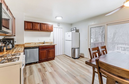 Upper Marlboro House | 12 Mi to Northwest Stadium: Pet-Friendly Home!
