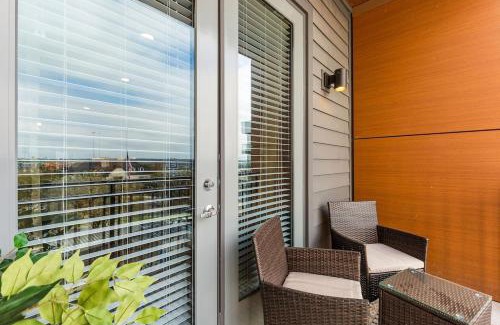 North Burnet Apartment | 12 Min to Downtown Balcony Apt with Free Parking