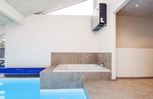 Lyngsbæk Strand House | Relax at Holiday Home Ebeltoft CC - Pet-Friendly Getaway
