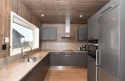 Idre House | Spacious 12-Person Holiday Home in Idre with Breakfast