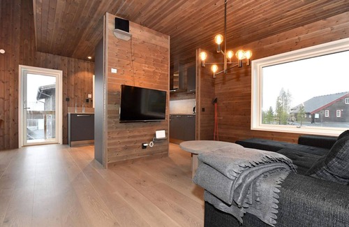 Idre House | Spacious 12-Person Holiday Home in Idre with Breakfast