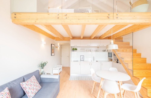 Uniao de Freguesias do Centro Apartment | Sweet Caroline 3: Family-Friendly Stay with Kitchen Access