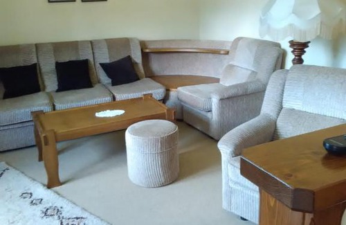 Carisolo Apartment | Inviting Stay at 12 Via Negrelli - Family Friendly & Rated 9/10