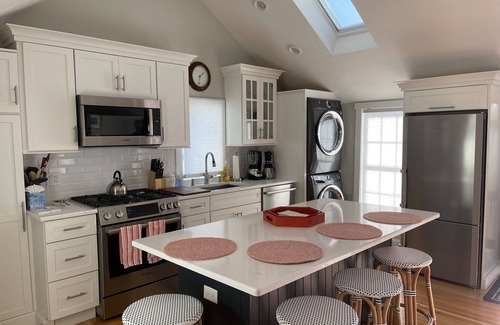 Mashpee Cottage | Experience Vineyard View: Newly Renovated with Oceanfront Bliss