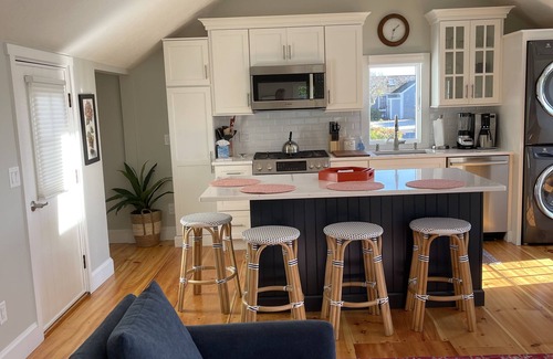 Mashpee Cottage | Experience Vineyard View: Newly Renovated with Oceanfront Bliss