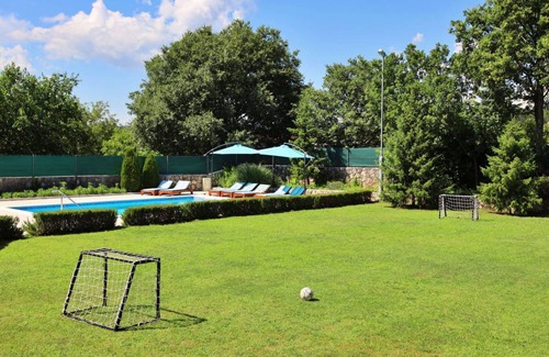 Caporice Other | Spacious 3-Bedroom Home with Pool for Up to 7 Guests