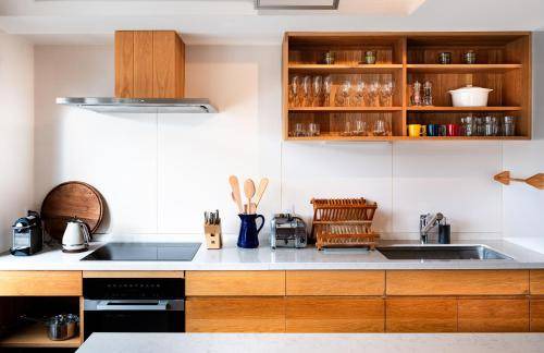 Nozawaonsen Apartment | Spacious 3-Bedroom Apartment with Kitchen, Rated 10/10