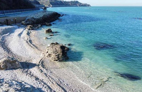 Ortona Apartment | Spacious 2-Bedroom Apartment for Up to 5 Guests