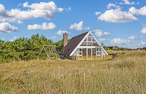 Hvide Sande House | Spacious 3-Bedroom House for Family Stays - Guest Rated 8/10