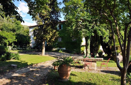 Londa Villa | Spacious 2-Bedroom Villa with Pool for Up to 5 Guests