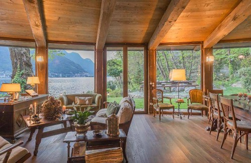 Faggeto Lario Villa | Spacious Villa with 3 Bedrooms and Pet-Friendly Amenities
