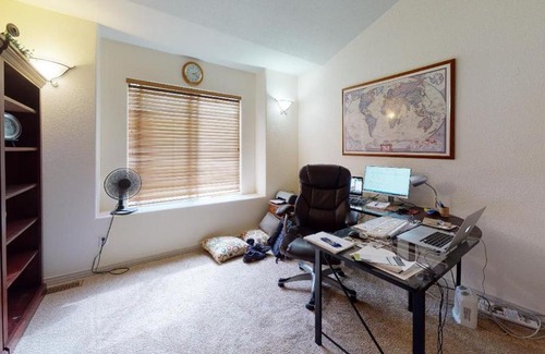 Monument House | Family-Friendly 4-Star Escape at 120 Winding Meadow