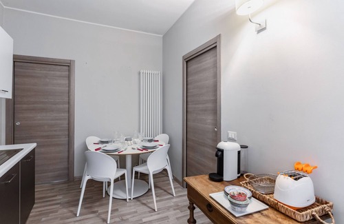 Pavia Apartment | 1202 - Casa Ugo