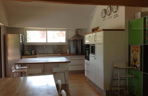 Labenne House | Inviting Oceanfront Wooden House with Pool Near Capbreton