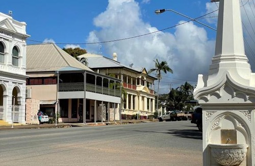 Cooktown Apartment | Discover 122 on Charlotte: Guest Rated 9/10 Experience