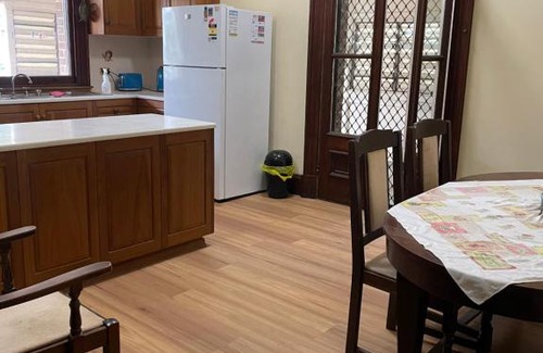 Cooktown Apartment | Discover 122 on Charlotte: A Prime Stay Experience
