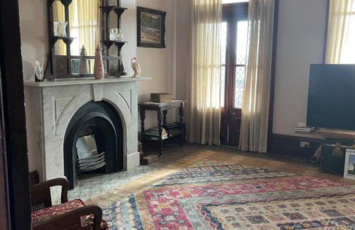 Cooktown Apartment | Discover 122 on Charlotte: A Prime Stay Experience