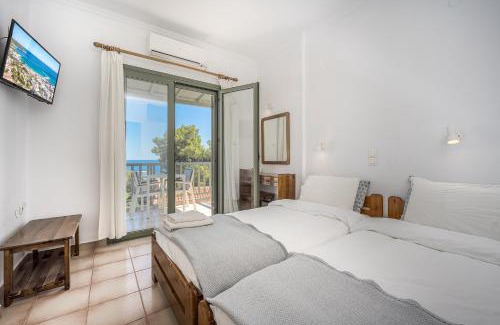 Agia Marina Apartment | Budget-Friendly 123 Soleil Studios: Child-Friendly Retreat