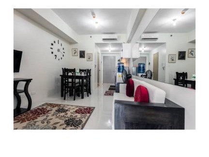 Tagaytay Apartment | Highly Rated 1237 Winds Residences with Pool & Breakfast