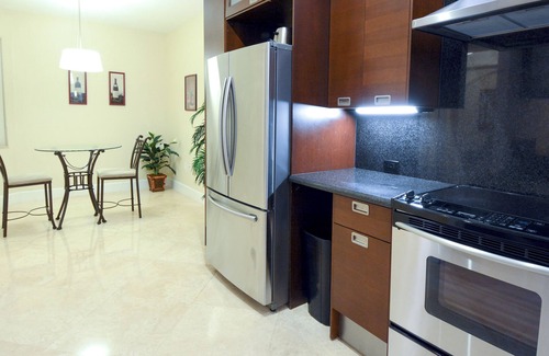 Rock Harbor Condo | Stylish 124 Mariners Club Key Largo with Oceanfront Pool