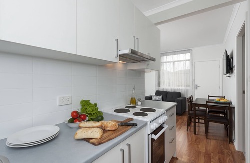 Milton Apartment | Guest Rated 9.8 at 125 Milton with Family-Friendly Perks