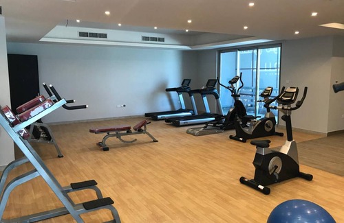 Hidd Apartment | Spacious 2-Bedroom Serviced Apartment with Kitchen Access