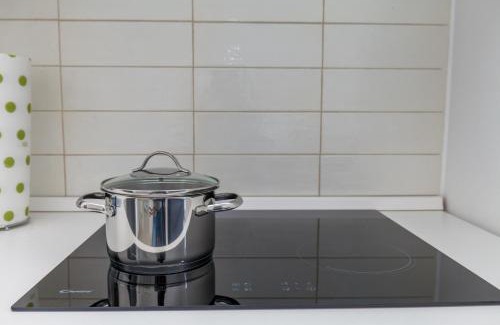 Bicocca Apartment | Stay at 12th Floor Diamond Tower - Pet and Child Friendly